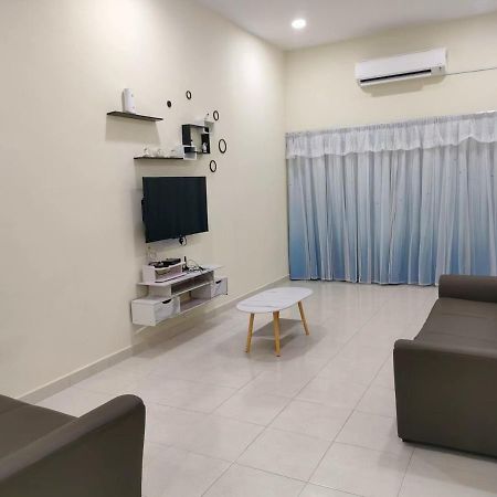 My Homestay Sitiawan - Astronaut Space House 8 Pax Екстериор снимка