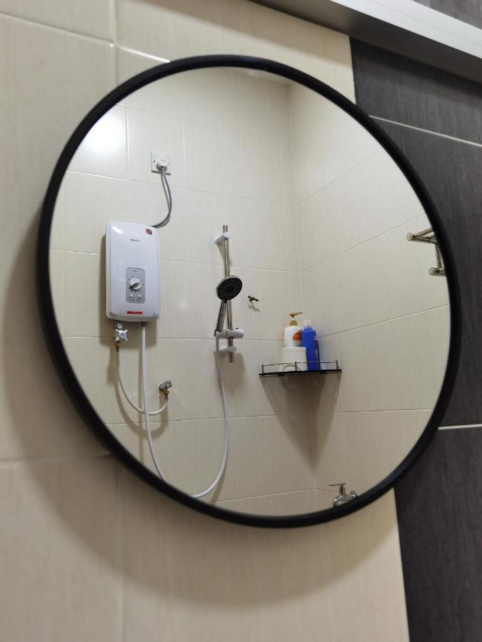 My Homestay Sitiawan - Astronaut Space House 8 Pax Екстериор снимка